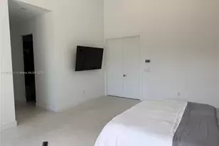 9600 SW 66th St, Miami, FL 33173 - Photo 21