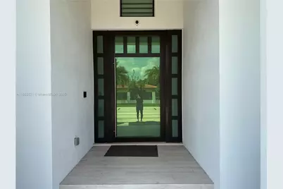 9600 SW 66th St, Miami, FL 33173 - Photo 3