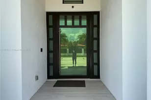 9600 SW 66th St, Miami, FL 33173 - Photo 3