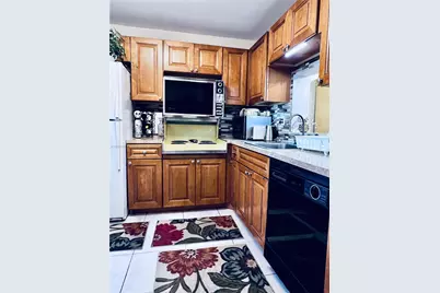 320 NE 12th Ave #304, Hallandale Beach, FL 33009 - Photo 13