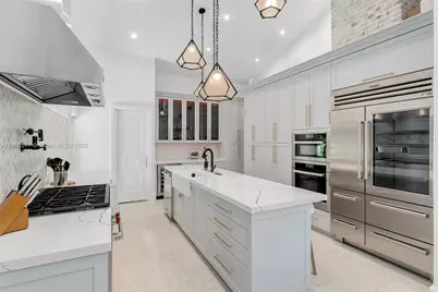 431 W Rivo Alto Dr, Miami Beach, FL 33139 - Photo 5
