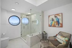 1000 W Island Blvd, Aventura, FL 33160 - Photo 15