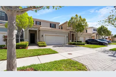 671 NE 191st Ter, Miami, FL 33179 - Photo 17