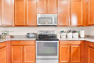 671 NE 191st Terrace, Miami, FL 33179 - Photo 33