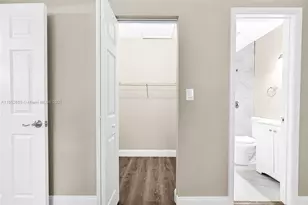 15655 SW 82nd Cir Ln, Miami, FL 33193 - Photo 33