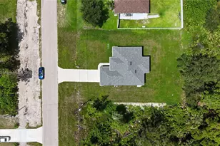 739 Sunrise Blvd, Lehigh Acres, FL 33974 - Photo 17