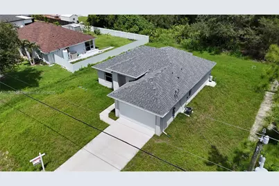 739 Sunrise Blvd, Lehigh Acres, FL 33974 - Photo 5