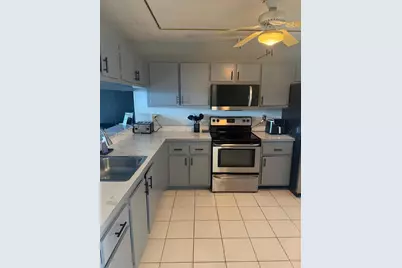 8040 Hampton Blvd #512, North Lauderdale, FL 33068 - Photo 5