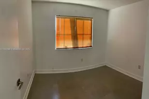 2721 SE 12th Pl, Homestead, FL 33035 - Photo 9