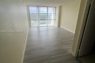 1000 Parkview Dr, Hallandale Beach, FL 33009 - Photo 21