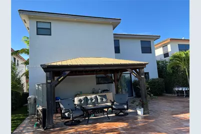 8910 NW 160th Ter, Miami Lakes, FL 33018 - Photo 17