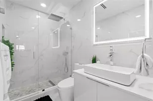 4205 E 10th Ave, Hialeah, FL 33013 - Photo 15