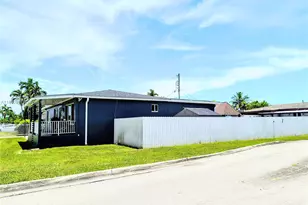 6890 SW 27th St, Miami, FL 33155 - Photo 3