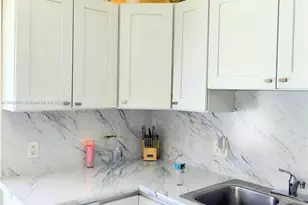 6890 SW 27th St, Miami, FL 33155 - Photo 37