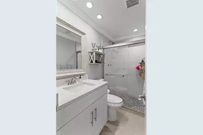 120 Golden Isles Dr #23B, Hallandale Beach, FL 33009 - Photo 9