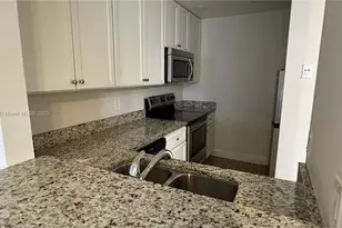 1006 Twin Lakes Dr, Coral Springs, FL 33071 - Photo 11