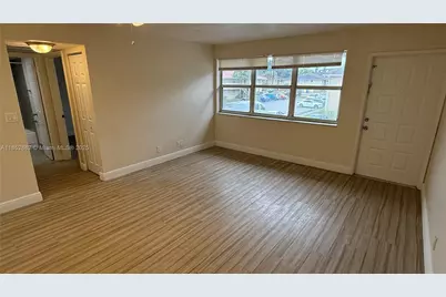 1006 Twin Lakes Dr #20-E, Coral Springs, FL 33071 - Photo 7