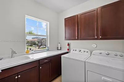 4248 Ficus St, Hollywood, FL 33021 - Photo 27