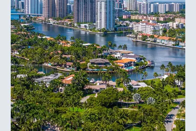 268 S Parkway, Golden Beach, FL 33160 - Photo 13