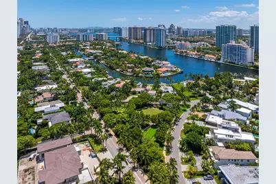 268 S Parkway, Golden Beach, FL 33160 - Photo 59