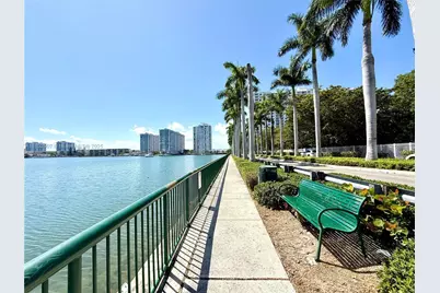 2851 NE 183rd St #1706E, Aventura, FL 33160 - Photo 23