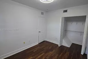 1701 N Treasure Dr, North Bay Village, FL 33141 - Photo 21