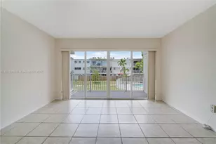 7713 SW 88th St, Miami, FL 33156 - Photo 5