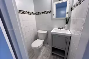 3660 NE 166th St, North Miami Beach, FL 33160 - Photo 19