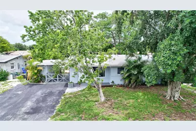 311 SW 68th Ter, Pembroke Pines, FL 33023 - Photo 5