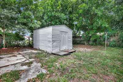 311 SW 68th Ter, Pembroke Pines, FL 33023 - Photo 27