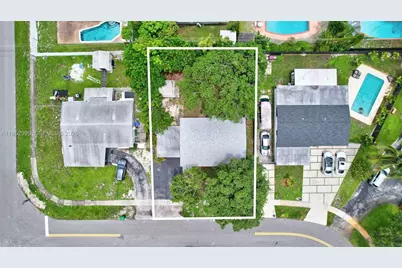 311 SW 68th Ter, Pembroke Pines, FL 33023 - Photo 31