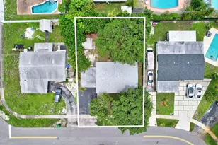 311 SW 68th Terrace, Pembroke Pines, FL 33023 - Photo 31