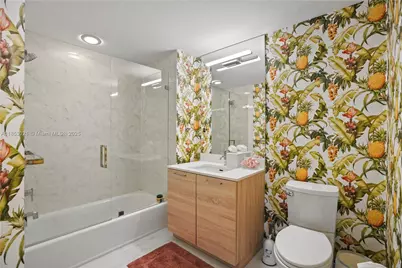 16385 Biscayne Blvd #3015, North Miami Beach, FL 33160 - Photo 33