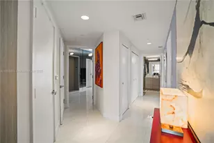 16385 Biscayne Blvd, North Miami Beach, FL 33160 - Photo 25