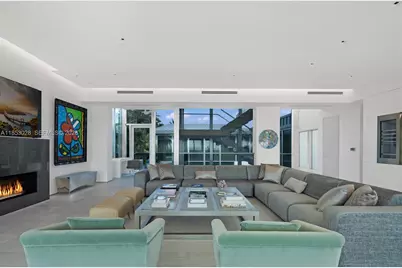 7815 Atlantic Way, Miami Beach, FL 33141 - Photo 9