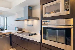 1331 Brickell Bay Dr, Miami, FL 33131 - Photo 11