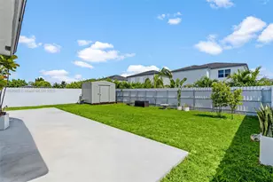 12731 SW 213th St, Miami, FL 33177 - Photo 33