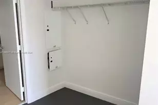 1750 N Bayshore Dr, Miami, FL 33132 - Photo 13