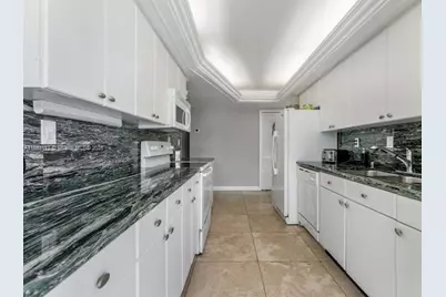 2101 Atlantic Shores Blvd #309, Hallandale Beach, FL 33009 - Photo 5