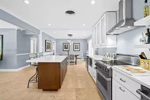608 NW 25th St, Wilton Manors, FL 33311 - Photo 1