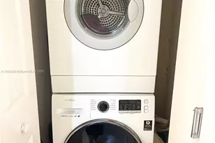 3001 NE 185th St, Aventura, FL 33180 - Photo 9