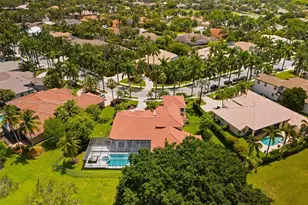 2438 Poinciana Ct, Weston, FL 33327 - Photo 87