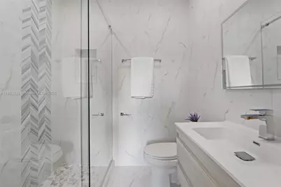 2438 Poinciana Ct, Weston, FL 33327 - Photo 75