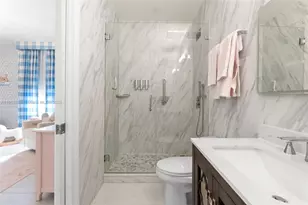 2438 Poinciana Ct, Weston, FL 33327 - Photo 59