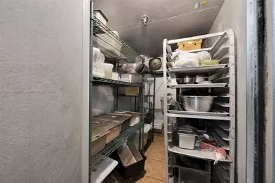 3942 Pembroke Rd, Hollywood, FL 33021 - Photo 15