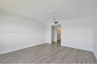 873 NE 195th St #309, North Miami Beach, FL 33179 - Photo 15