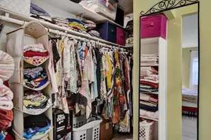 200 Diplomat Pkwy, Hallandale Beach, FL 33009 - Photo 35