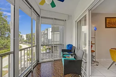 200 Diplomat Pkwy #423, Hallandale Beach, FL 33009 - Photo 25