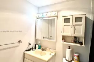 1444 NW 97th Ave, Pembroke Pines, FL 33024 - Photo 21