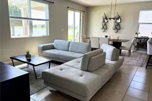 4582 Baler Trails Dr, Saint Cloud, FL 34772 - Photo 5